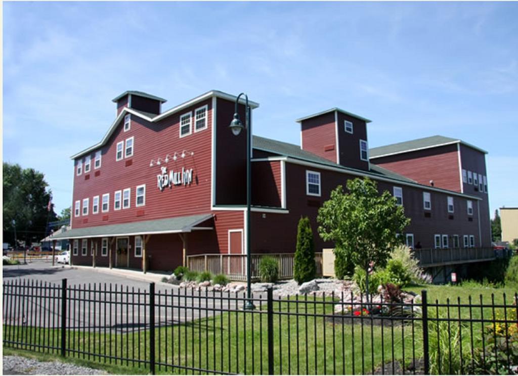 The Red Mill Inn Baldwinsville Екстериор снимка