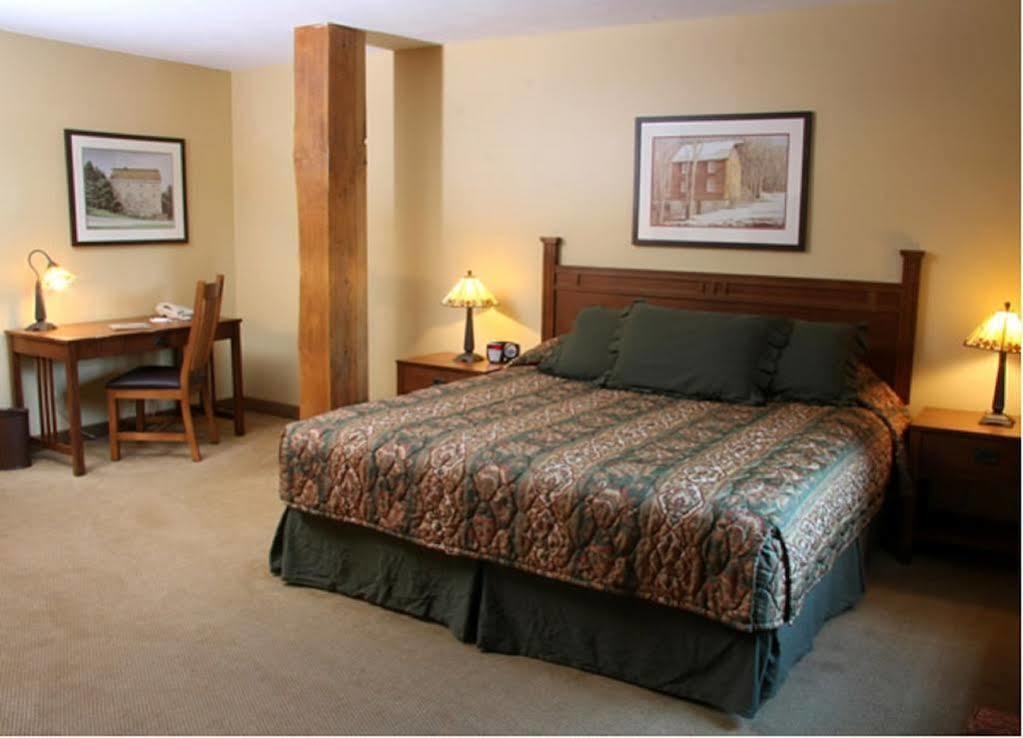 The Red Mill Inn Baldwinsville Екстериор снимка